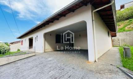 Casa em condomínio fechado com 6 quartos à venda em Água Verde, Blumenau , 170 m2 por R$ 750.000