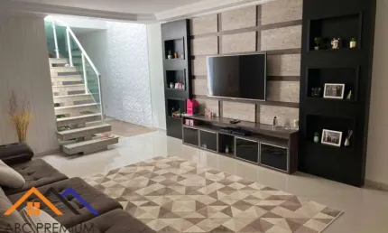 Maravilhoso Sobrado ao lado do B. Jardim, 4 dorms, 2 suítes,