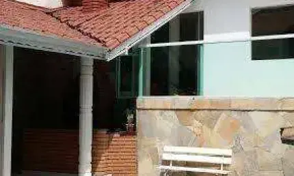 Sobradão com piscina na V. Floresta! 5 dorms, 4 vagas!