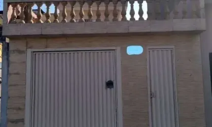Casa terreá de 3 dormitórios, suíte, 2 vagas cobertas
