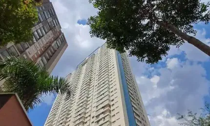 Apartamento a venda no acqua park em andar alto, vista livre e bonita, mobiliado e 1 quarto