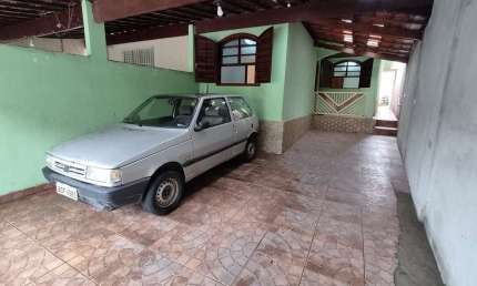 Casa à venda em Osasco-SP, bairro Veloso: 7 quartos, 6 banheiros, 5 vagas de garagem, 347,00 m² de área.