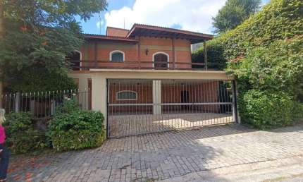 Casa a venda com 5 Suítes no bairro City America e com Piscina