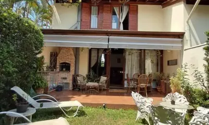 Casa a venda com quintal verde em alphaville, com churrasqueira, próximo da unip, com 3 quartos (1 suíte)