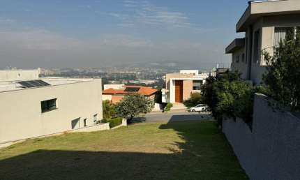 A sua nova casa num residencial sofisticado e imerso ao verde - tamboré 10