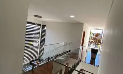 Mobiliada e Decorada, em uma alameda gostosa e quatro boas suítes - genesis 2