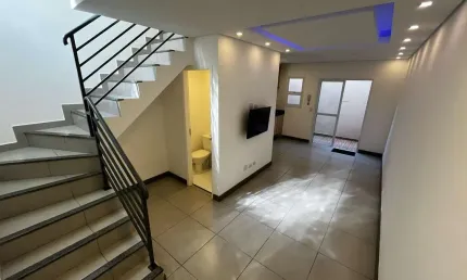 Casa em Condomínio à Venda em Jaguaribe, Osasco-SP: 2 Quartos, 1 Vaga, Área de 60m² - Oportunidade Imperdível!