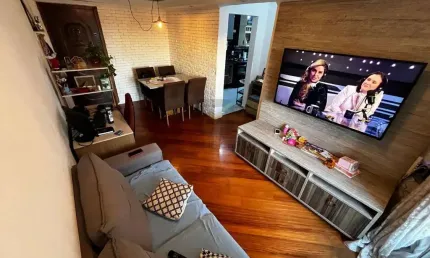 Apartamento à venda em Osasco-SP, bairro Veloso, 2 quartos, 1 banheiro, 1 vaga, 57m² de área. Aproveite!