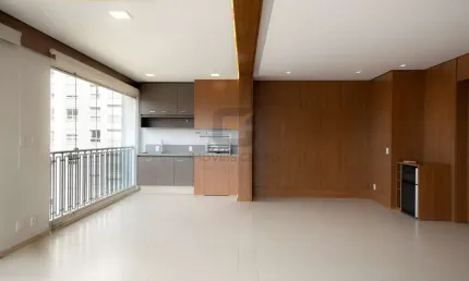 Apartamento de luxo na Vila Olímpia, São Paulo-SP: 3 quartos, 3 suítes, 2 salas, 4 vagas de garagem, 217m² de área.