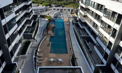 Casa em Condomínio Sustentável à Venda - Parque Rincão, Cotia-SP  3 Quartos, sendo 1 Suíte, 3 Banheiros  R$1.000.000