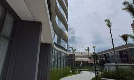 Apartamento a venda, o seu Level Alphaville mobiliado, com vista incrível, 3 suítes e luxo a altura dos seus sonhos