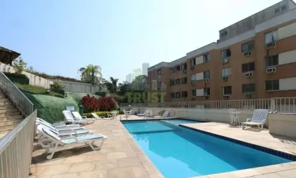 Apartamento para Venda em Rio de Janeiro, Pechincha, 3 dormitórios, 1 banheiro, 1 vaga