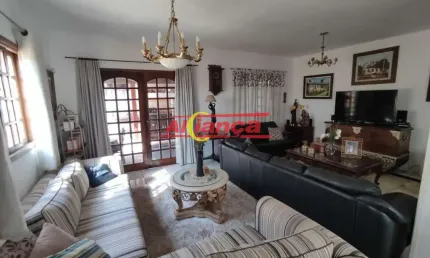 SOBRADO COM 4 DORMITÓRIOS A VENDA, 360m²  CENTRO - ATIBAIA/SP