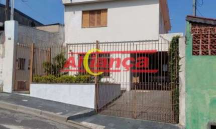 SOBRADO NO JARDIM DIOGO, AMPLO, COM ÓTIMO ACABAMENTO