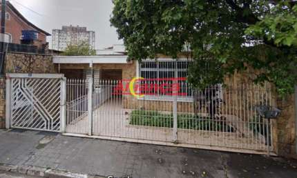 Casa Térrea com 4 quartos sendo uma suíte e garagem para 6 veículos