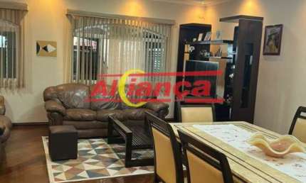 CASARÃO COM 5 QUARTOS (2 SUÍTES), PISCINA, SAUNA E TODOS OS MÓVEIS NO CONTINENTAL I EM GUARULHOS, SP