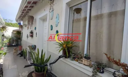 Casa com 2 quartos à venda na Rua São Maurício, 583, Vila Galvão, Guarulhos