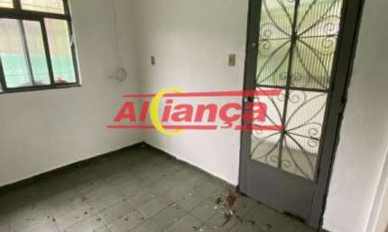 Casa com 2 quartos à venda na Avenida Estados Unidos, 53, Vila Nova Bonsucesso, Guarulhos, 300 m2 por R$ 530.000