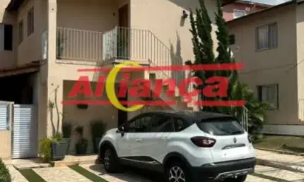 Oportunidade Única! Casa de 3 Quartos em Condomínio Fechado com Área de Lazer Completa