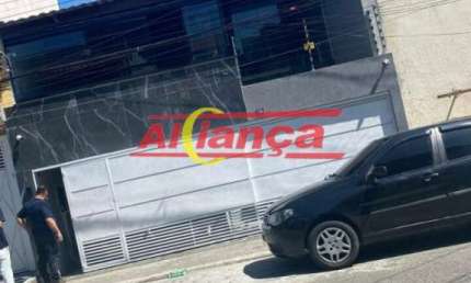 Sobrado 3 dormitórios, 1 Suíte com Closet - Alto Padrão - São João Guarulhos