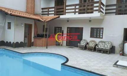 Casarão com 300m² com 4 quartos, 2 suítes e piscina no jd. nova bonsucesso em guarulhos, sp
