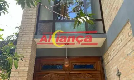 Sobrado em arujazinho iii, 04 dorm, 04 suites, 07 vagas, 1064 metros