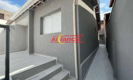 Casa com 3 quartos à venda na Rua Corypheu de Azevedo Marques, 321, Jardim Paraventi, Guarulhos
