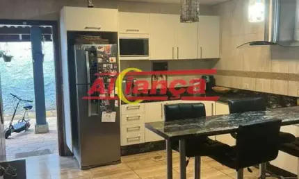 Chacara em Atibaia 1800 metros, 03 dorm, suite 08 vagas - Aceita financiamento
