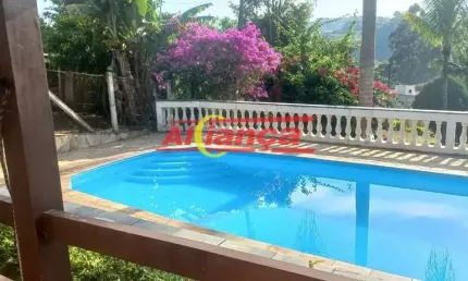 Chacara em Atibaia com 02 dorm, 01 banheiro, piscina