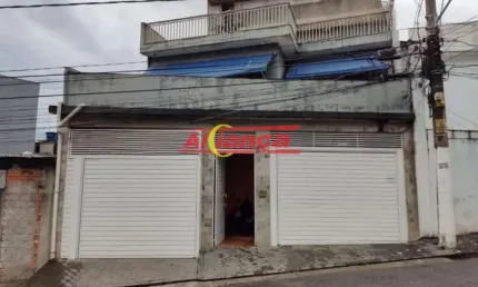 SOBRADO COM 8 QUARTOS, SENDO 4 SUÍTES, 4 VAGAS DE GARAGEM E 5 CASAS NA VILA GUILHERME EM SP