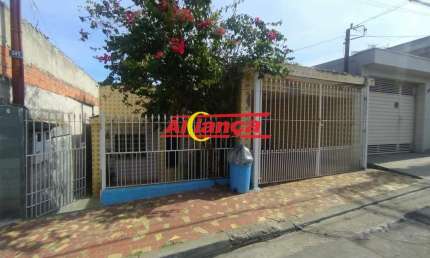 Casa térrea Jd Monte Carmelo/Jd Alvorada, casa principal e 2 menores nos fundos