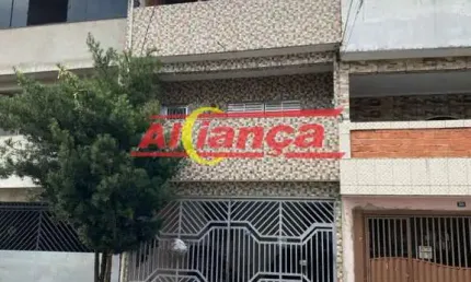 Imóvel com Casa Principal e mais 4 Casas para Aluguel