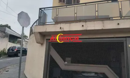 Sobrado 3 quartos, 1 súite e 2 vagas no Jardim Santa Emília - Guarulhos - SP