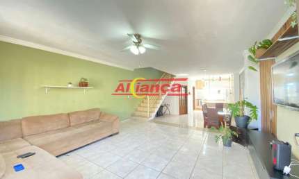 SOBRADO 268M², COM 4 QUARTOS, 4 BANHEIROS E 7 VAGAS - A VENDA - ARUJÁ/SP.