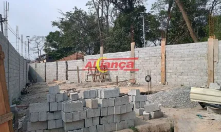 TERRENO COMERCIAL COM ALICERCES PARA CONSTRUIR 4 SALÕES - LAVRAS Ou Construção residencial 277 mil