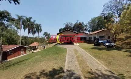 Chácara em condomínio fechado, Condomínio Chácaras Alvorada - Arujá