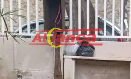Casa com 2 quartos à venda na Rua Porto Nacional, 267, Vila Rosália, Guarulhos