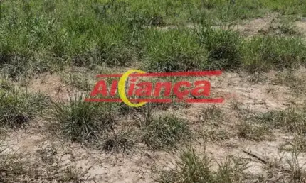 Terreno de excelente qualidade, localizada no Loteamento denominado Jardim Nazaré 2 com 147,44 m²