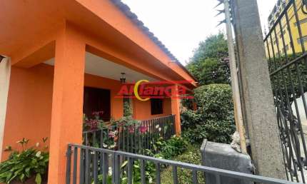 CASA TÉRREA COM 560M² DE TERRENO E 203M² ÚTIL 3 DORMITÓRIOS - ÁGUA CHATA - GUARULHOS/SP