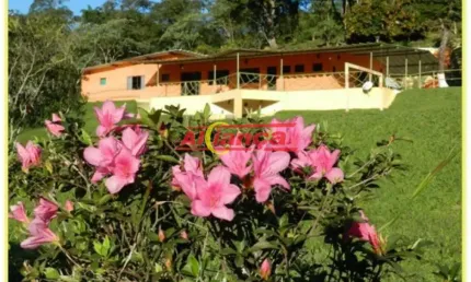 Linda chácara em arujá, 30 mil metros quadrados, sendo 1000m2 área construída com duas casas
