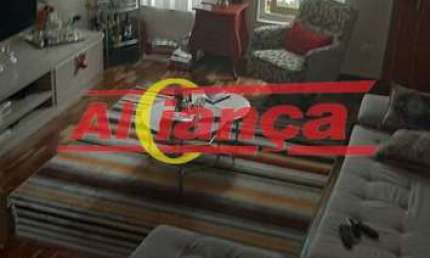 Lindo Sobrado com amplo quintal a venda no Jardim Aida