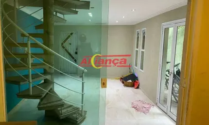 EXCELENTE SOBRADO RESIDENCIAL NO CIDADE PARQUE ALVORADA 152M²