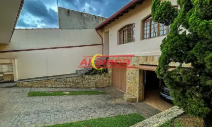 Casa com 3 quartos à venda na Rua Vinte e Quatro de Outubro, 293, Vila Maranduba, Guarulhos