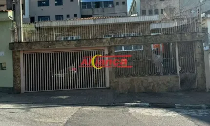 Vende -se uma casa com edícula 2 quartos 3 vagas com 250m² no santa mena