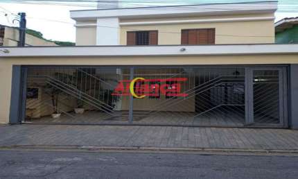 SOBRADO COM 3 SUÍTES E 4 VAGAS, 256m²  - VILA AUGUSTA