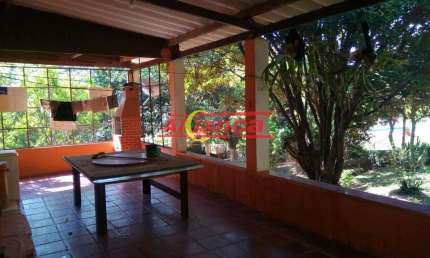 Chácara à venda em Ferraz de Vasconcelos com Mairiporã ? 2.000 m² de tranquilidade e conforto