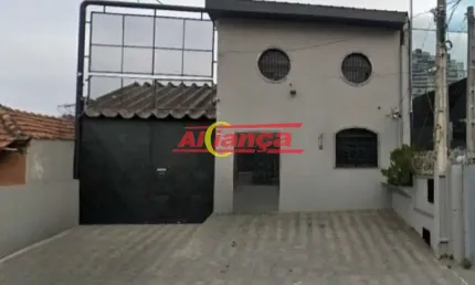 Salão de 470 m² com escritório e local para show room na Vila Galvão