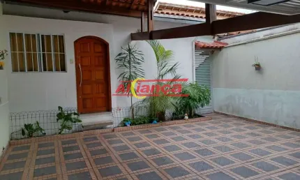 Casa com 3 quartos à venda na Avenida Barber Greene, 391, Jardim Santa Clara, Guarulhos
