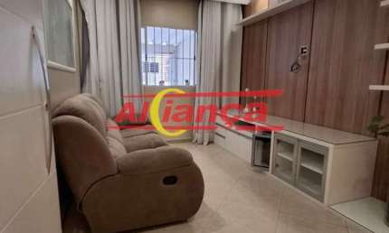 Sobrado para venda com 3 dormitórios, porteira fechada - Jardim Paraventi / Guarulhos