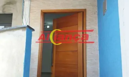 Ótima Oportunidade! Sobrado Espaçoso à Venda no Parque Continental